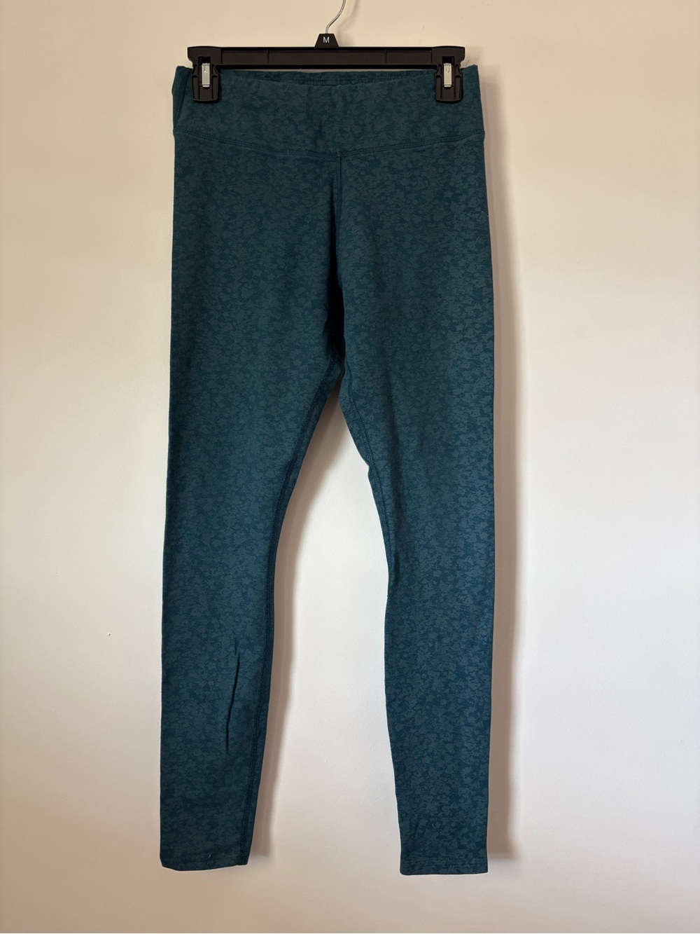 PACT organic cotton leggings blue floral size S stretch sporty